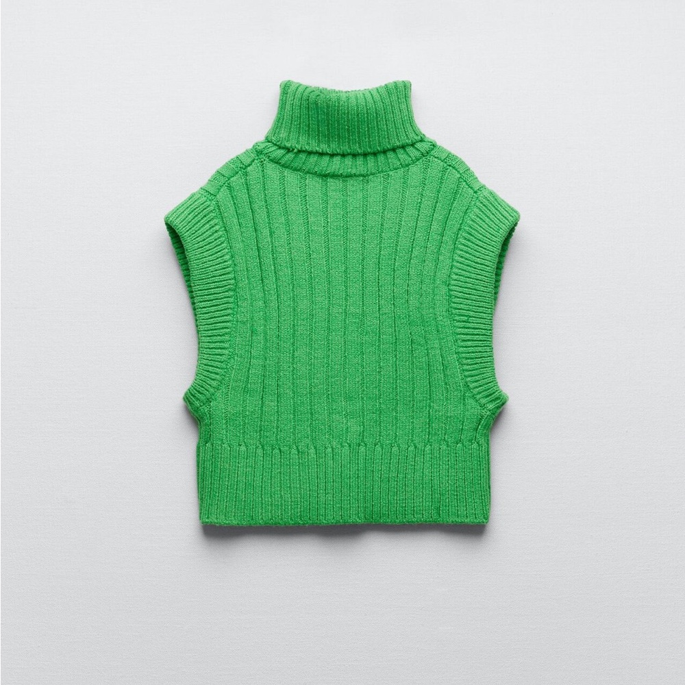 ZARA green ribbed knit vest